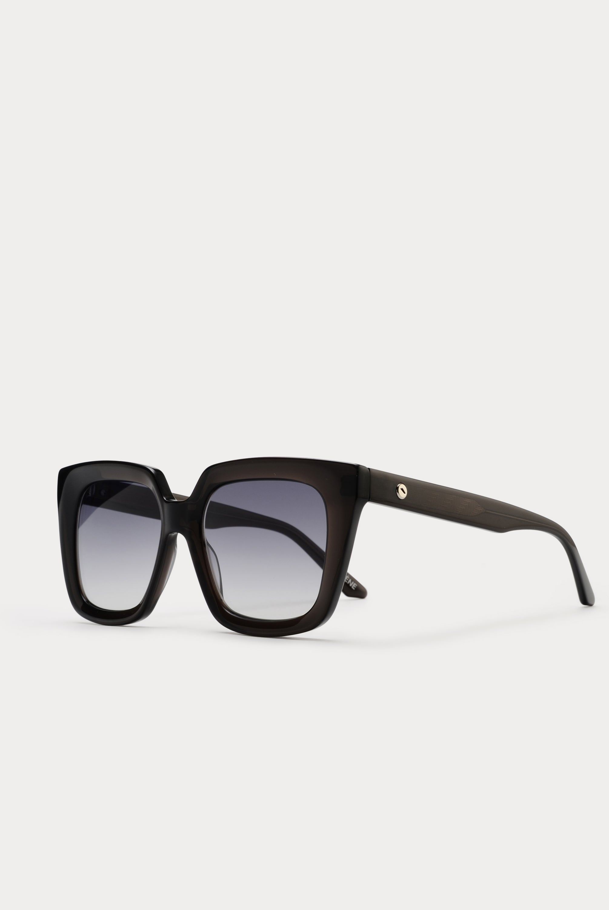 GRIMAUD GRAPHITE BLACK 2