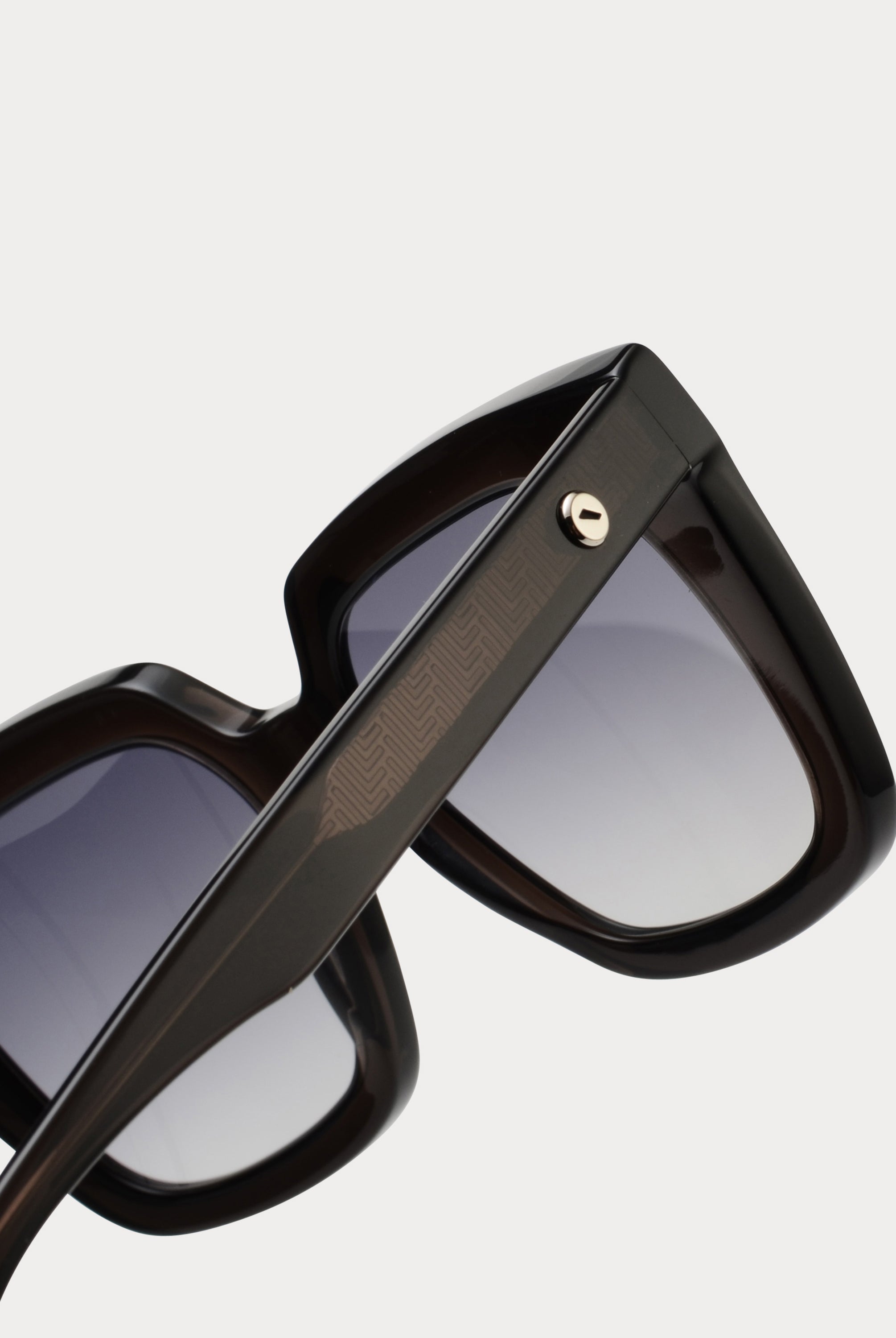 GRIMAUD GRAPHITE BLACK 4