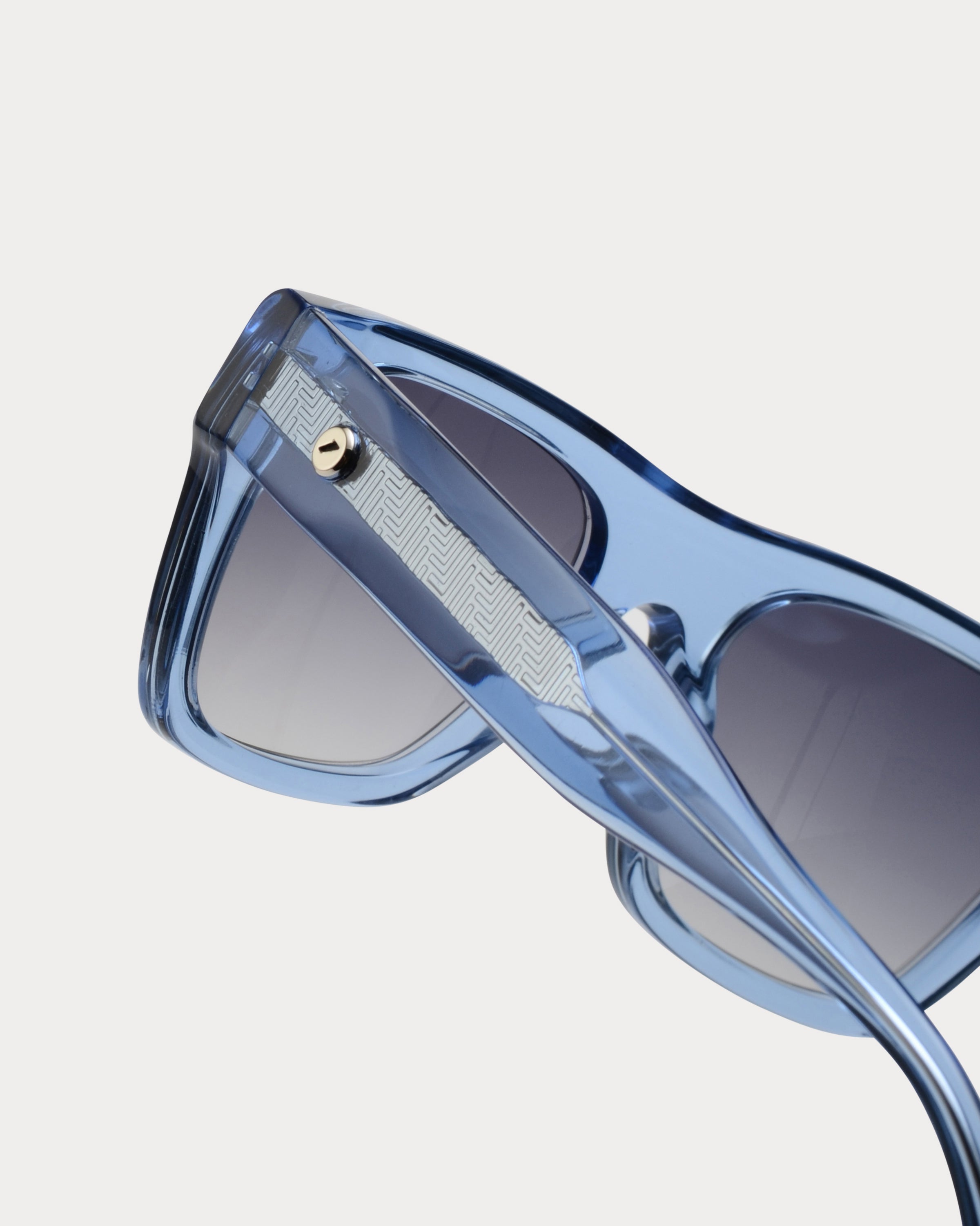 HYÈRES SAPPHIRE BLUE 4