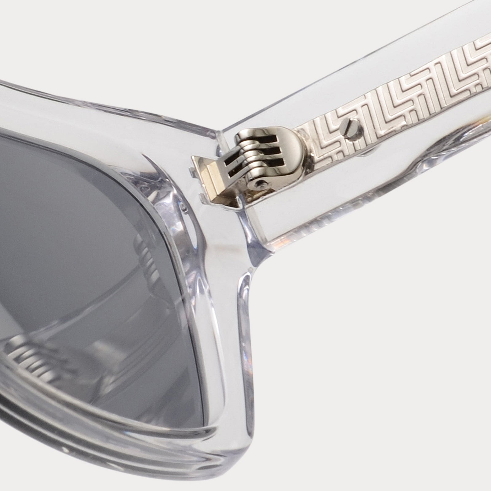 Innovative Hinge Construction